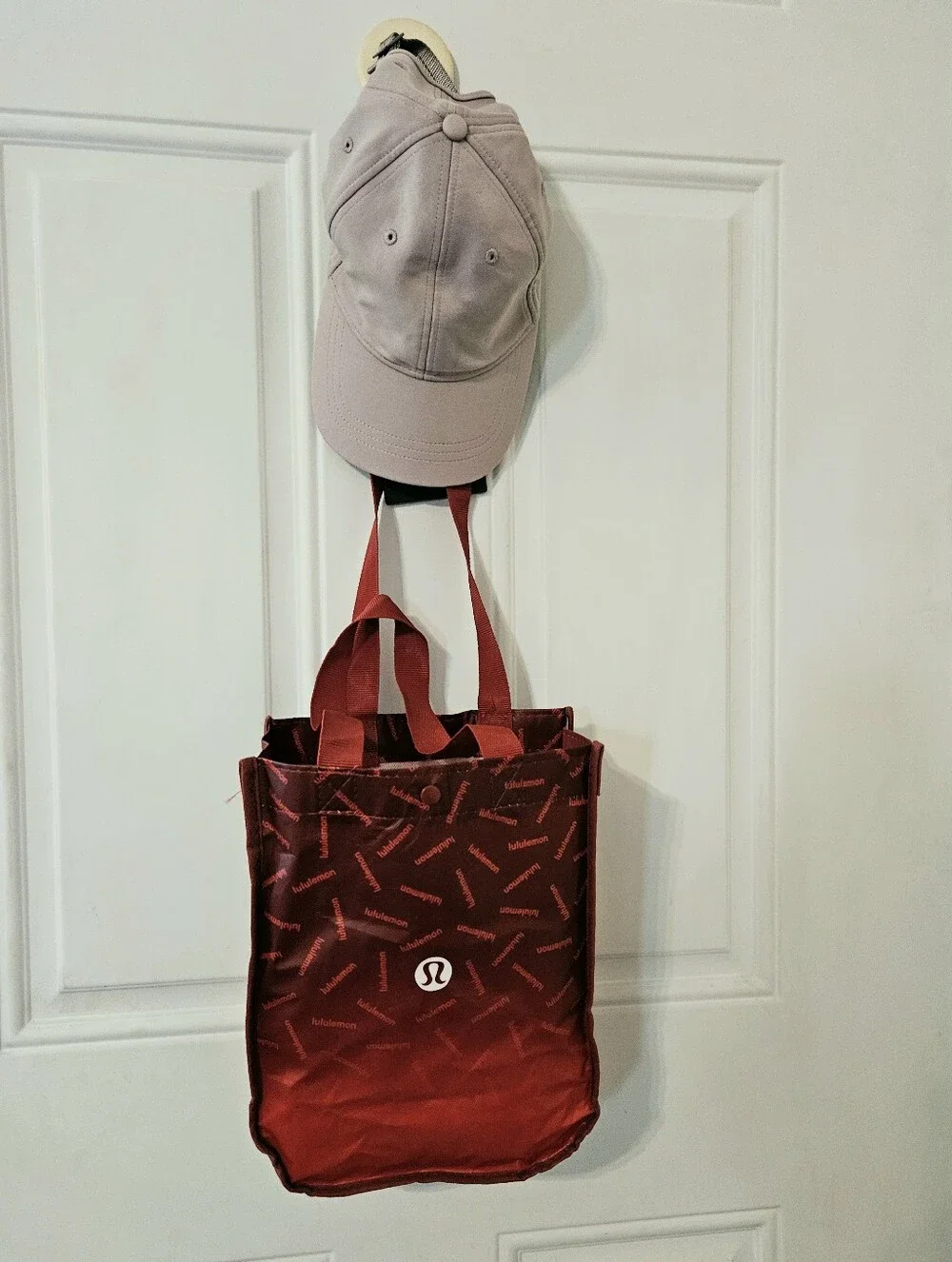 Lululemon Hat & Tote Bag Bundle